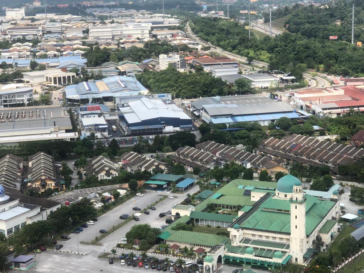 Condostay At Bangi Kampong Sungai Ramal Dalam المظهر الخارجي الصورة